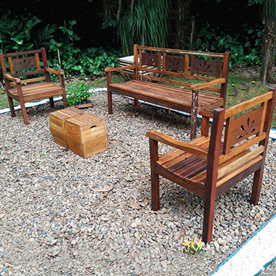 Banco de madeira de demolição ou rústico sp